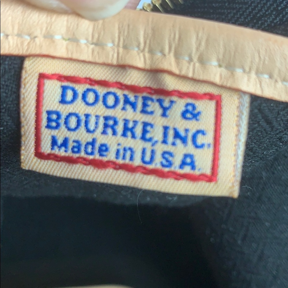 Dooney & Bourke Handbag with crossbody strap - Picture 3 of 15